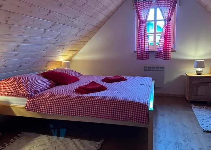 Drevenica U Peta Сasa de vacaciones Heľpa